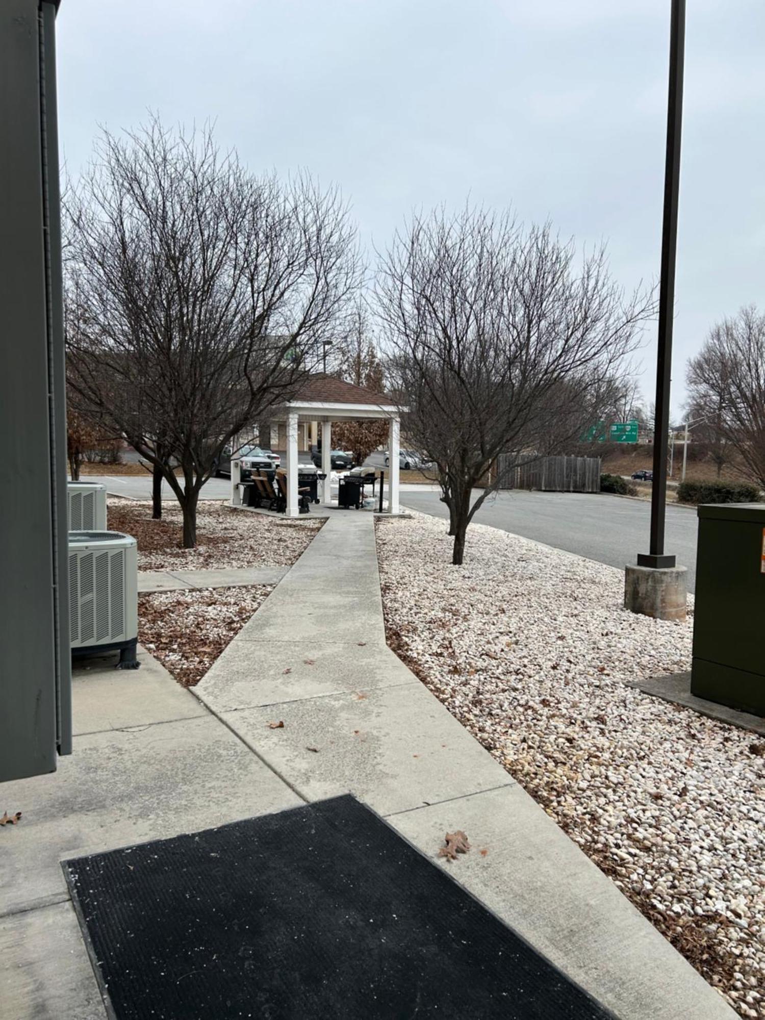 Microtel Inn & Suites By Wyndham Lynchburg Bagian luar foto